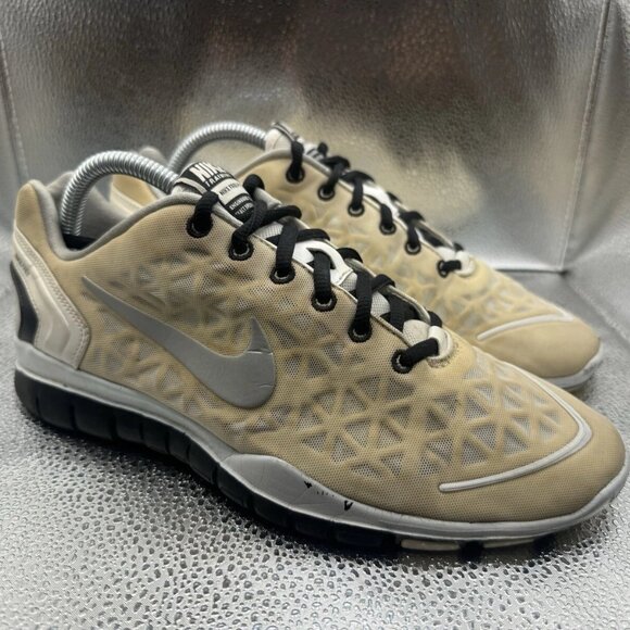 🚀 Nike Training Free Fit 2 Woman Size‎ 9.5 White Running Shoes - Picture 2 of 11